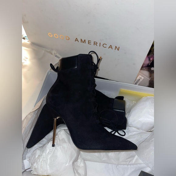Good American Scandal Lace Up Stilleto Booties Stone BNWB Womens Size 9 Blk/Gold - Picture 7 of 16
